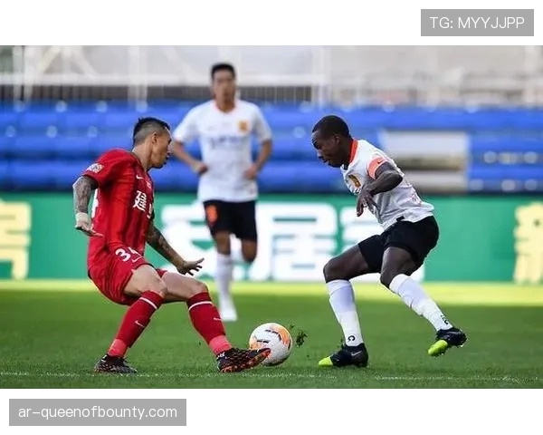 半场战报：河南队1-0梅州客家，多拉多点球一蹴而就